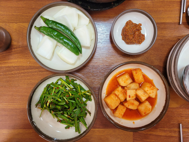김명자굴국밥
