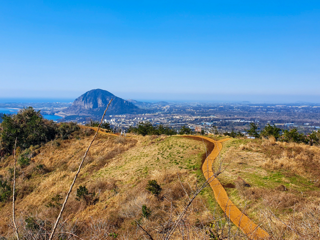 군산오름