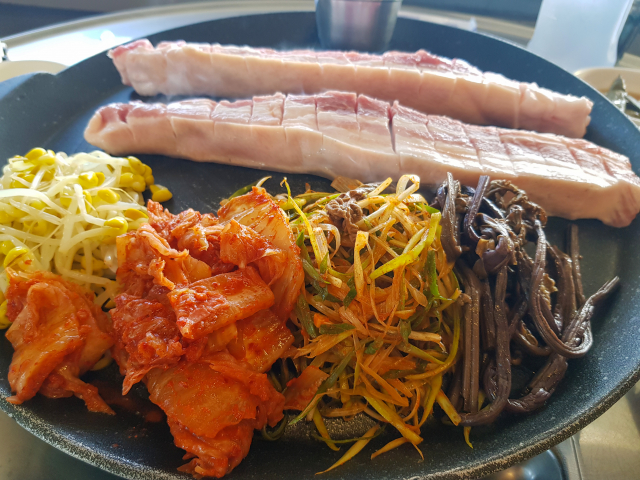 중문솥뚜껑