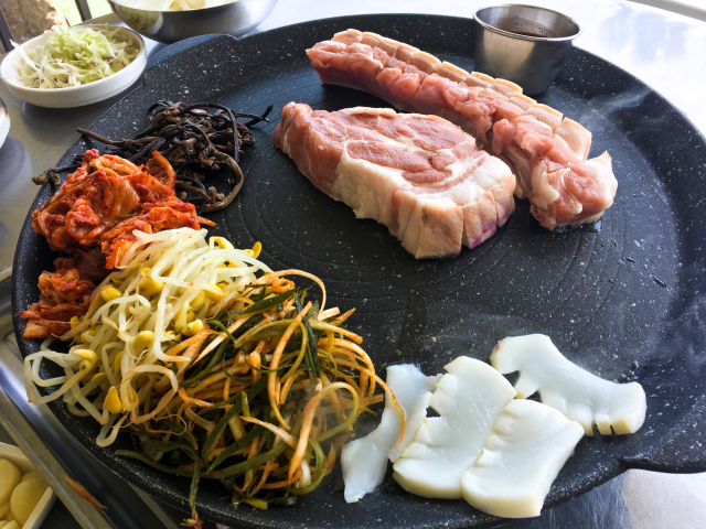 중문솥뚜껑